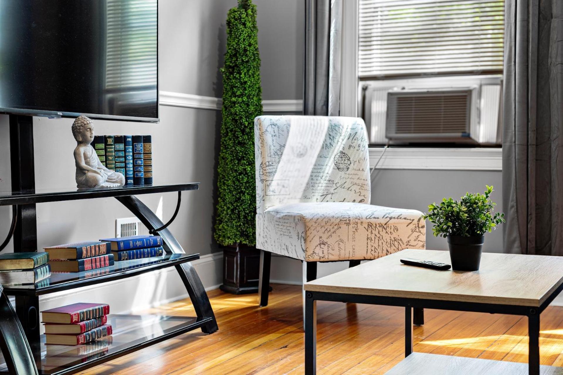 Spacious Apartments Near Ashmont - Evonify Stays Boston Exteriér fotografie